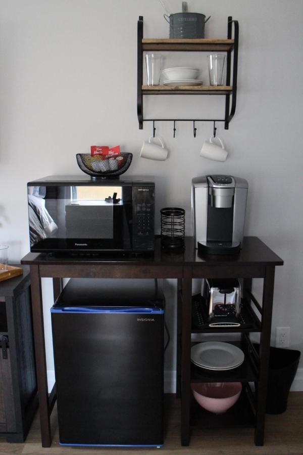 Woodslee Bed And Breakfast Belle River Экстерьер фото