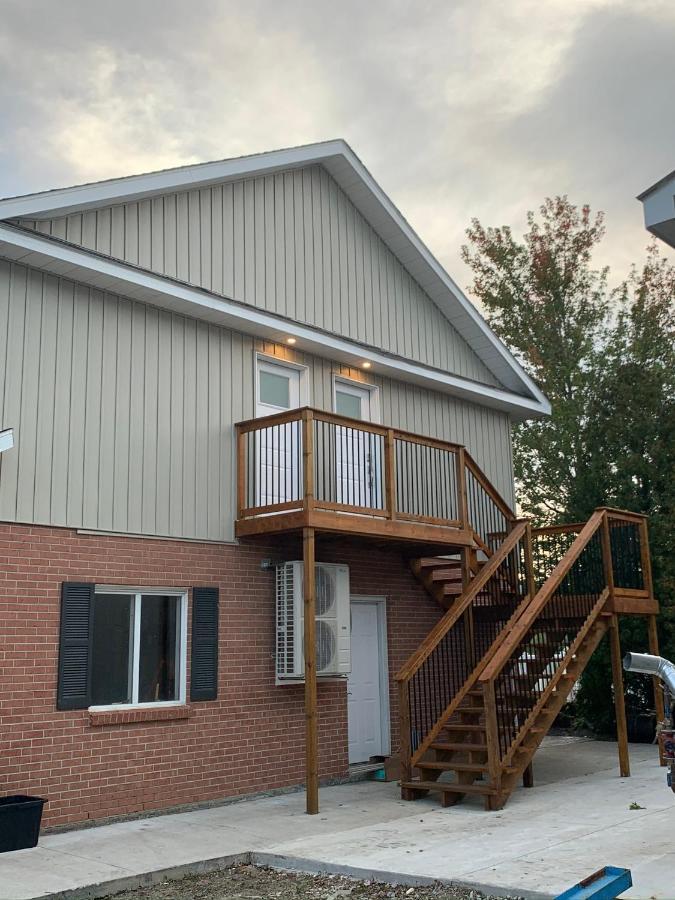 Woodslee Bed And Breakfast Belle River Экстерьер фото