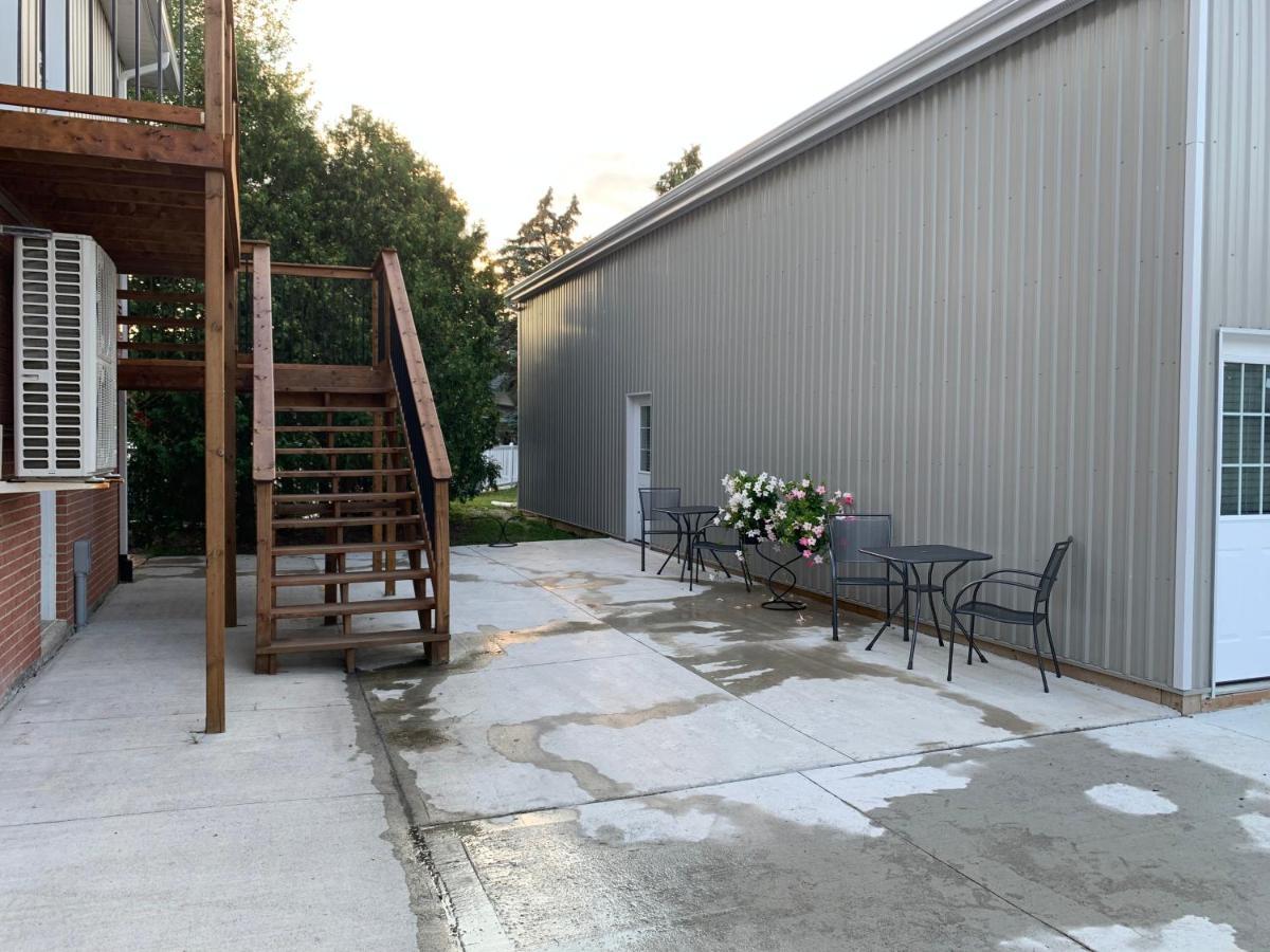 Woodslee Bed And Breakfast Belle River Экстерьер фото