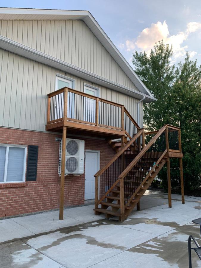 Woodslee Bed And Breakfast Belle River Экстерьер фото